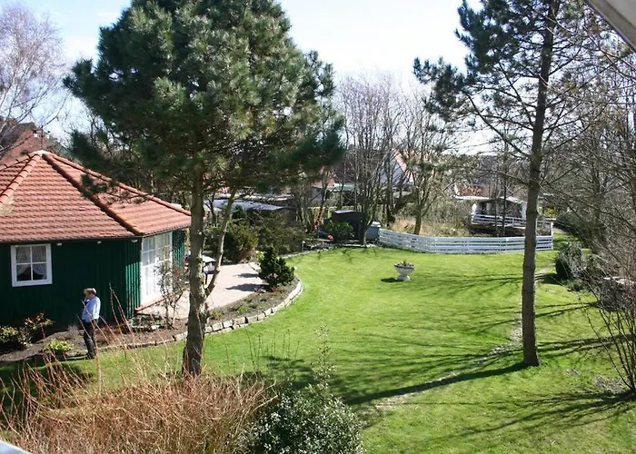 Pavillon In Stinteck/Westerdeichstrich Bei Buesum